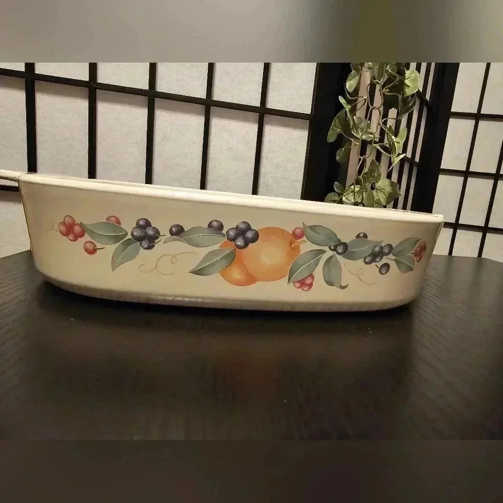 Vintage Corning Ware Abundance A-10-B 2.5 Liter‎ Baking Casserole 10” X 10”